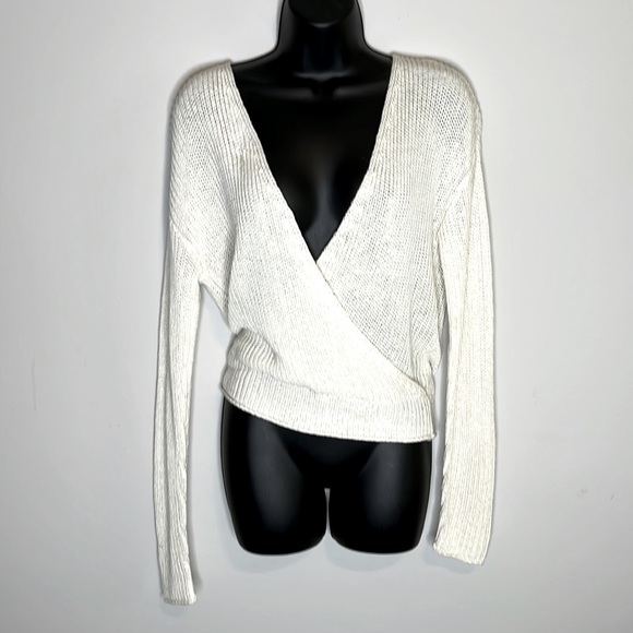 NWT Deep V-Neck Sexy Summer Sweater - Picture 1 of 12